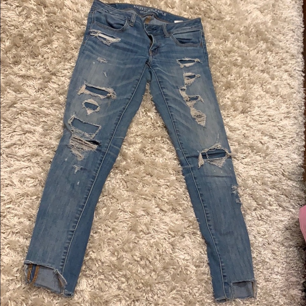 Low rise jeans